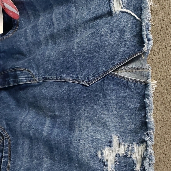 YMI Distress Mini Skirt - Picture 7 of 8